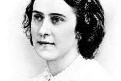 Edwardian-Woman-in-Vintage-Portrait