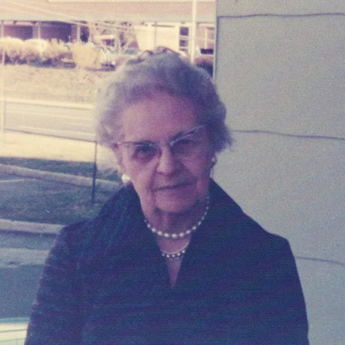 1950s era pic of esther Rheb